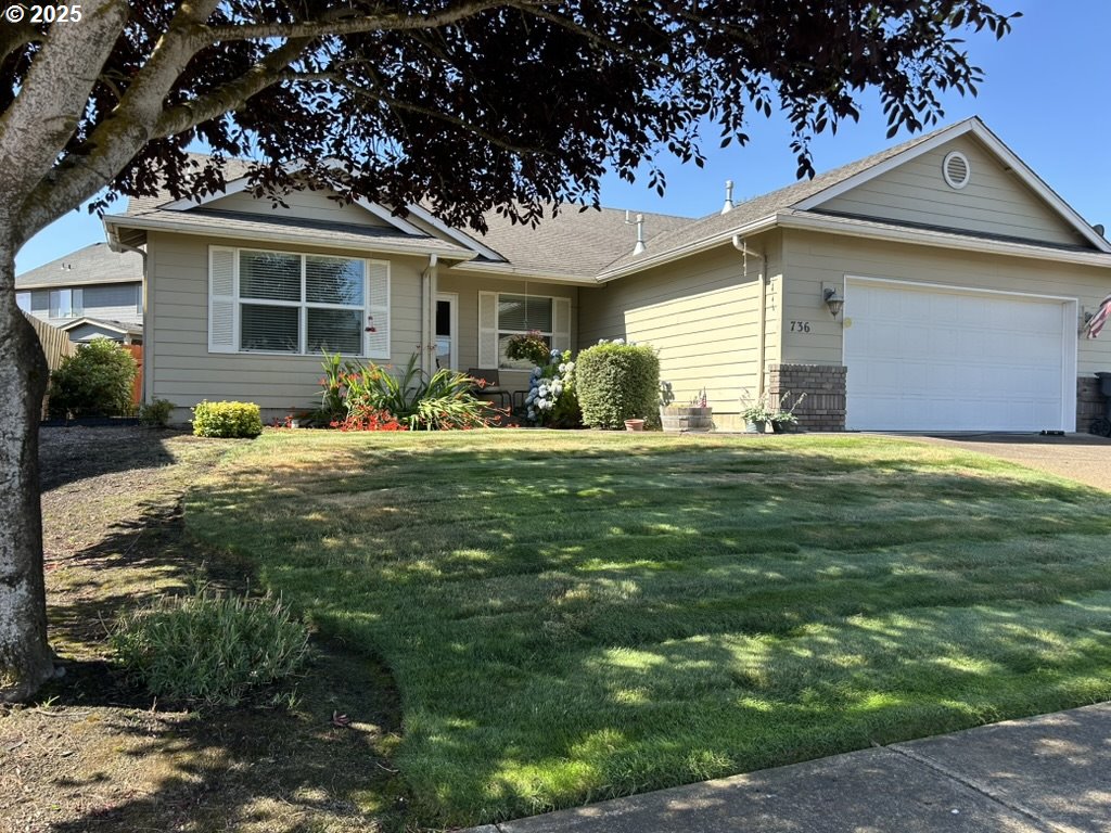 736 Kelsey Loop, Molalla, OR 97038 — photo 2