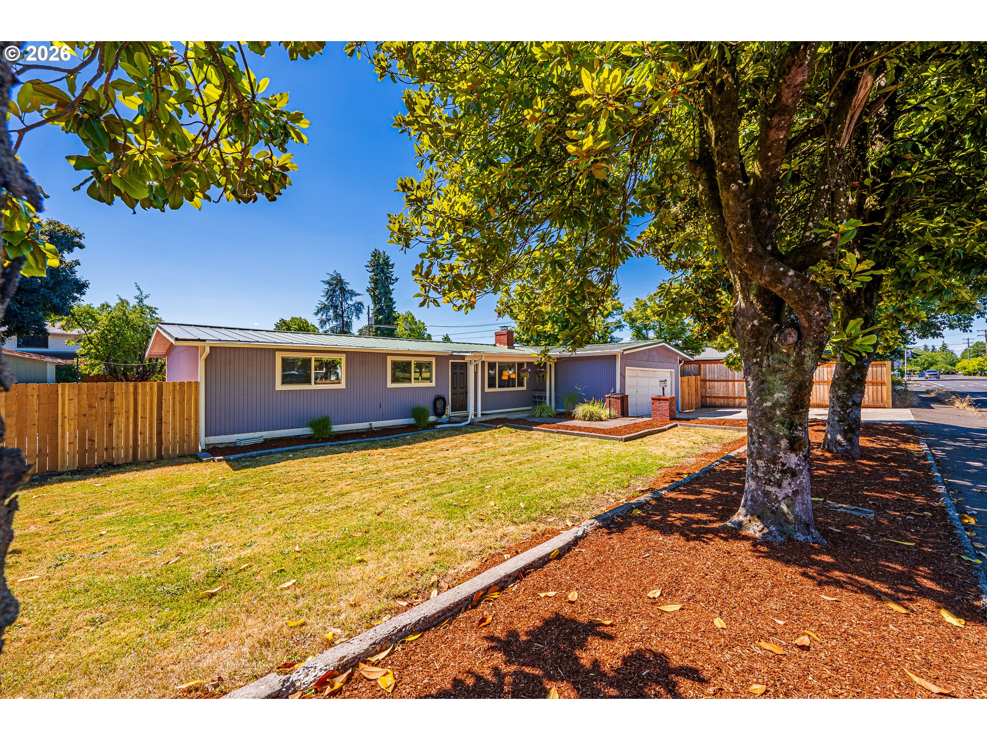 2410 Gilham Rd, Eugene, OR 97408 — photo 2