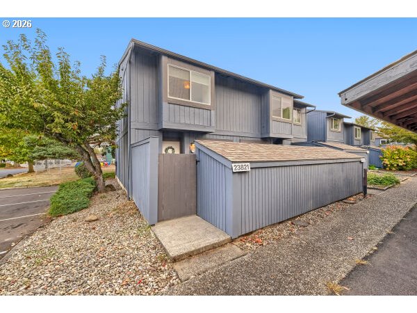 23821 NE Treehill Dr — photo