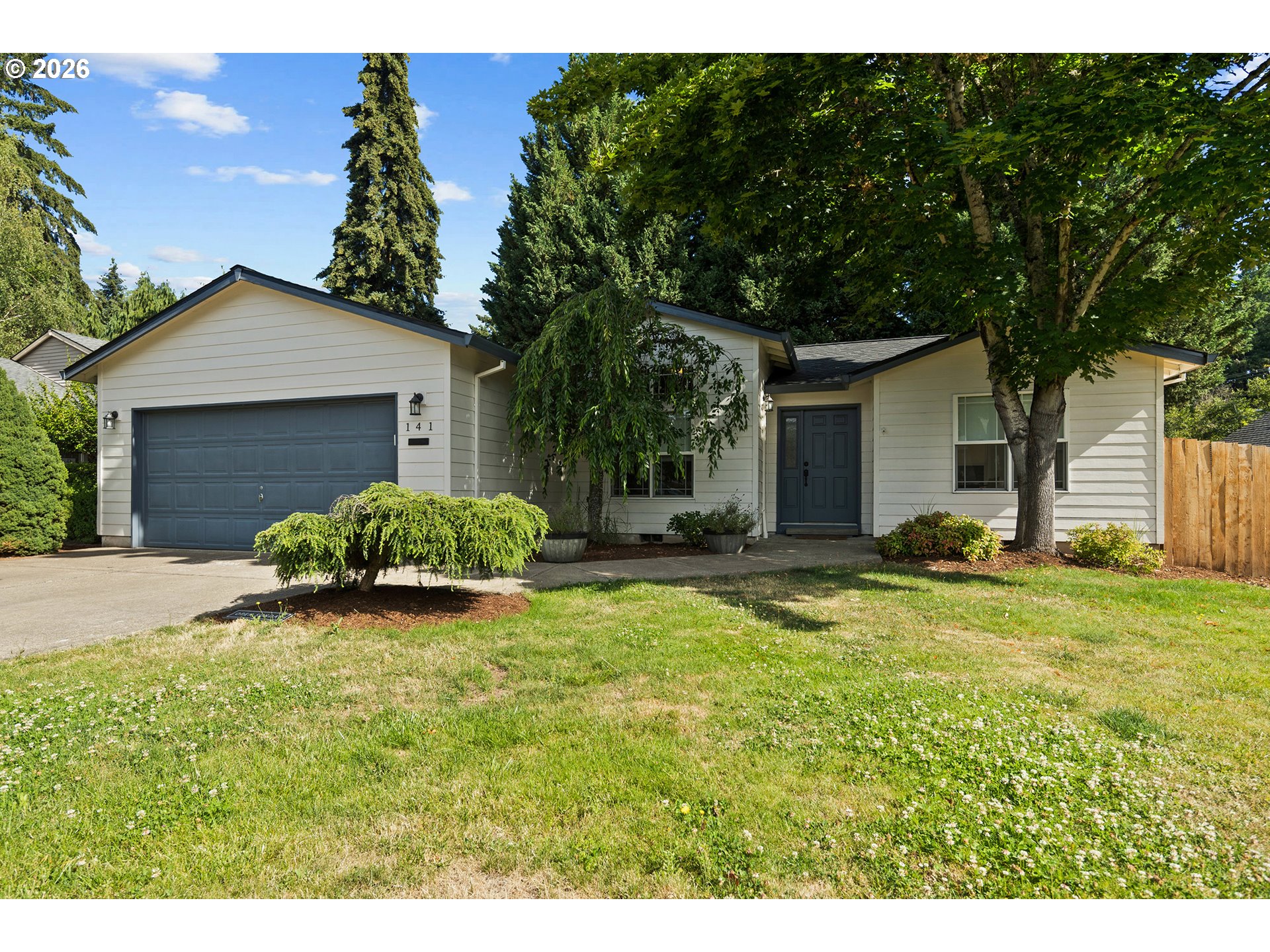 141 NW Cody Ct — photo