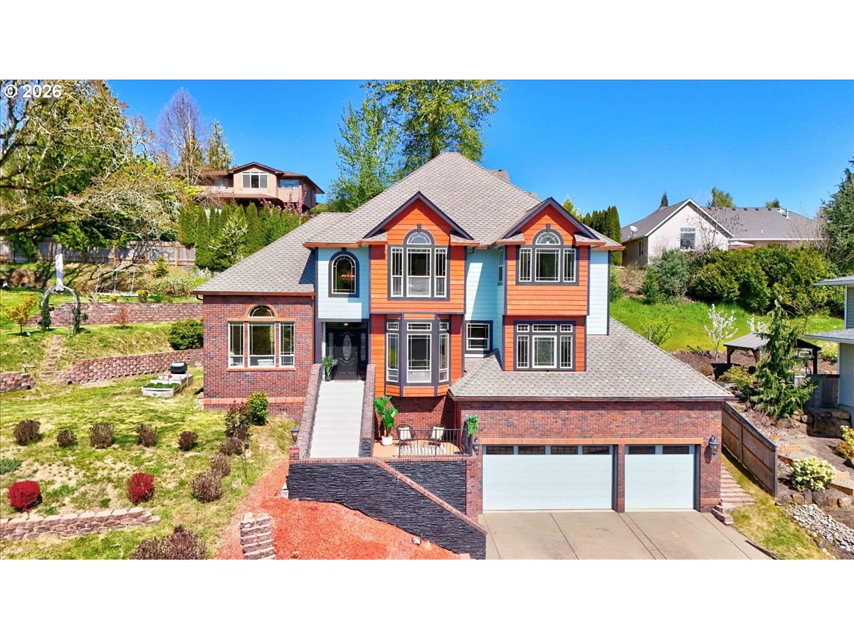 1667 Ptarmigan St NW — photo
