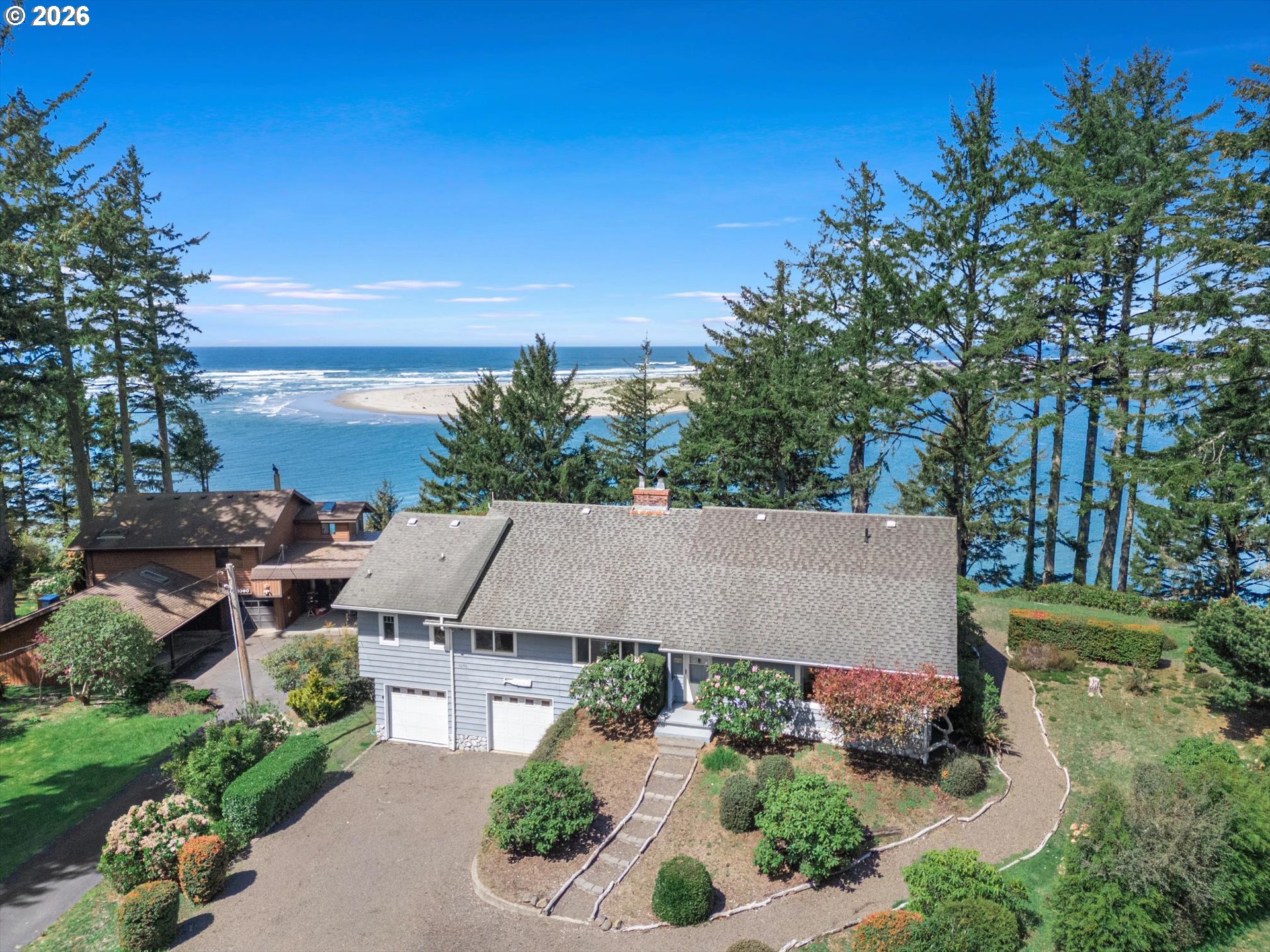 1050 SW Norwood Dr — photo