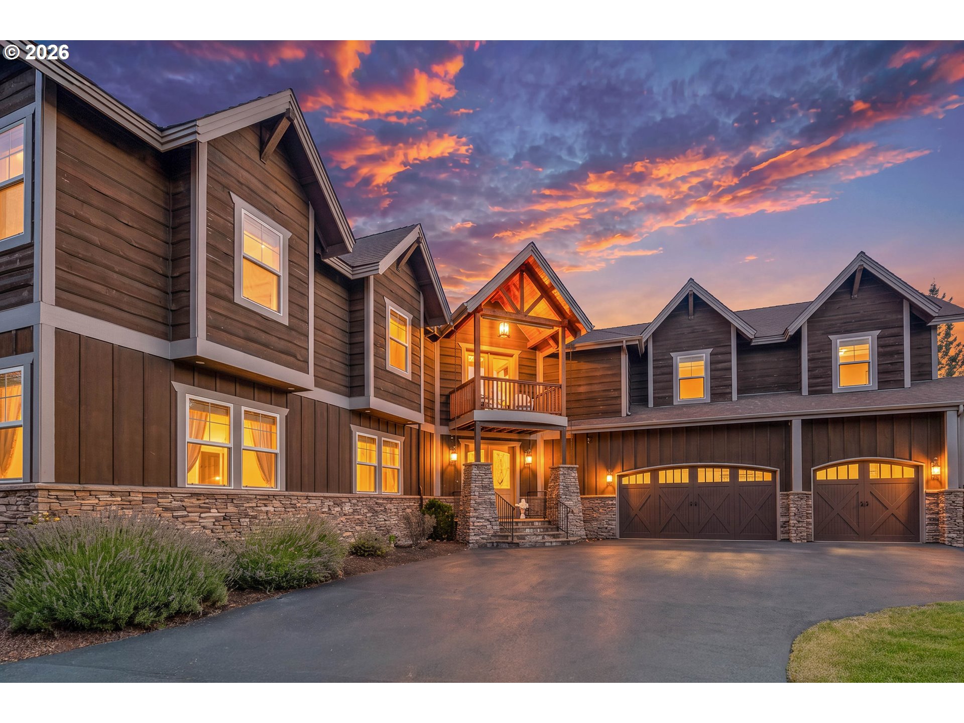 515 Nutcracker Dr — photo