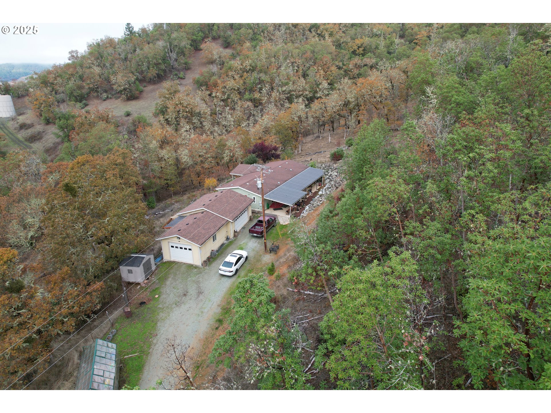 1320 Shoestring Rd — photo