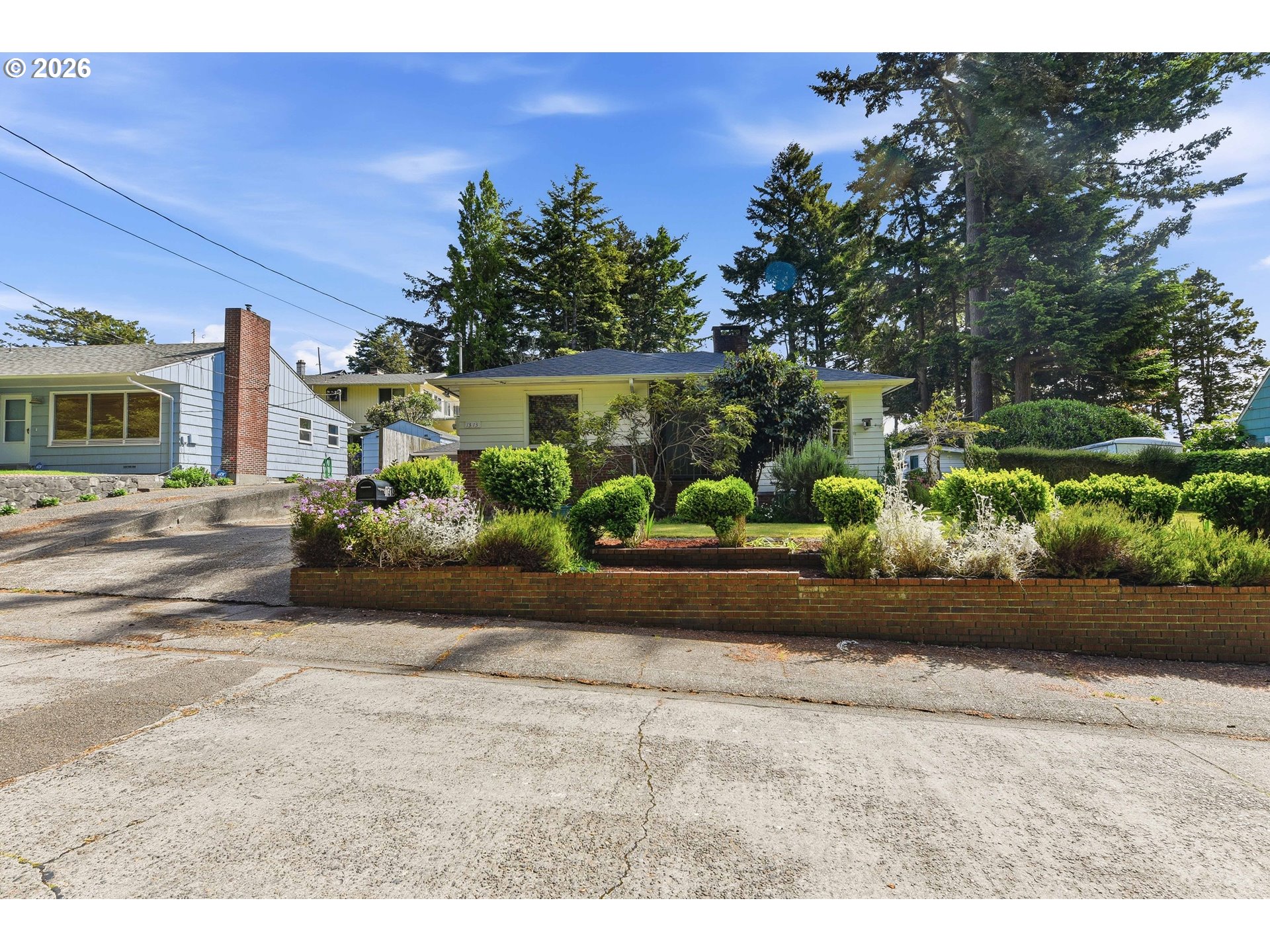 1313 Bayview St — photo