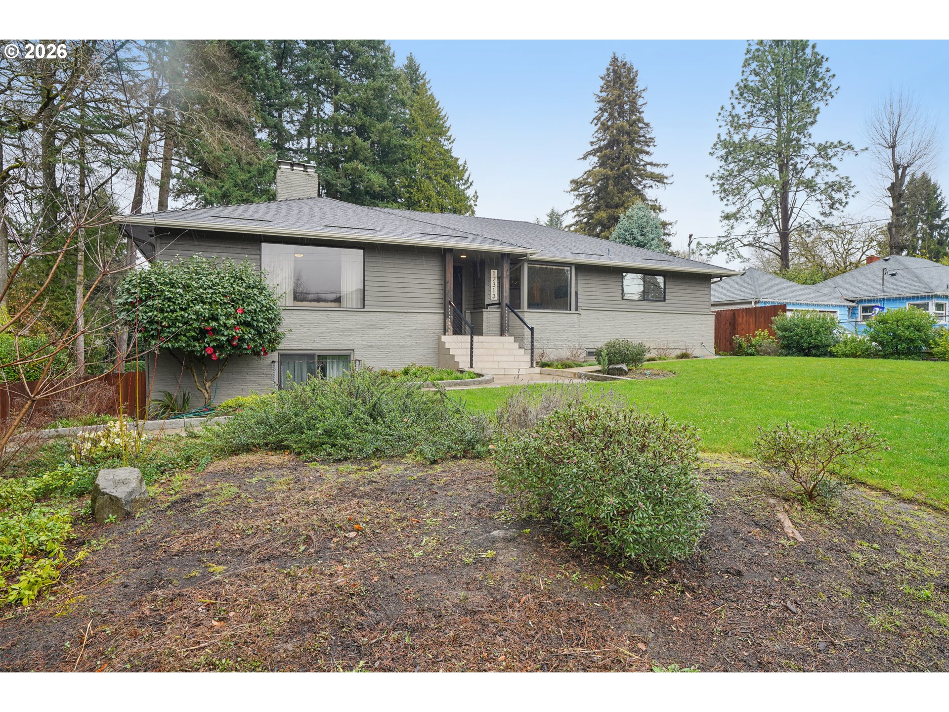 12313 SE Oatfield Rd — photo