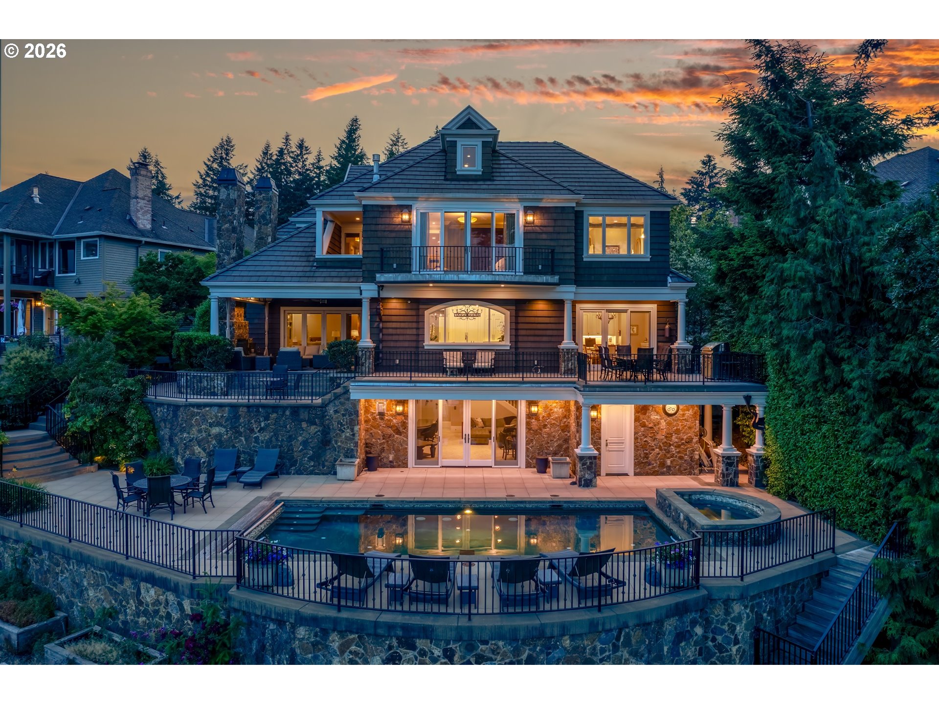 15599 Village Dr — photo