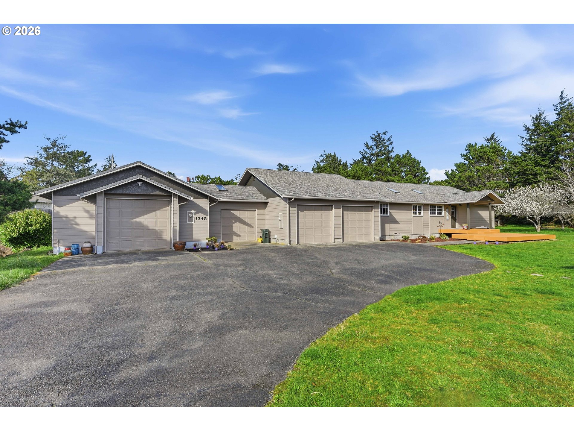 1345 Sanford St — photo