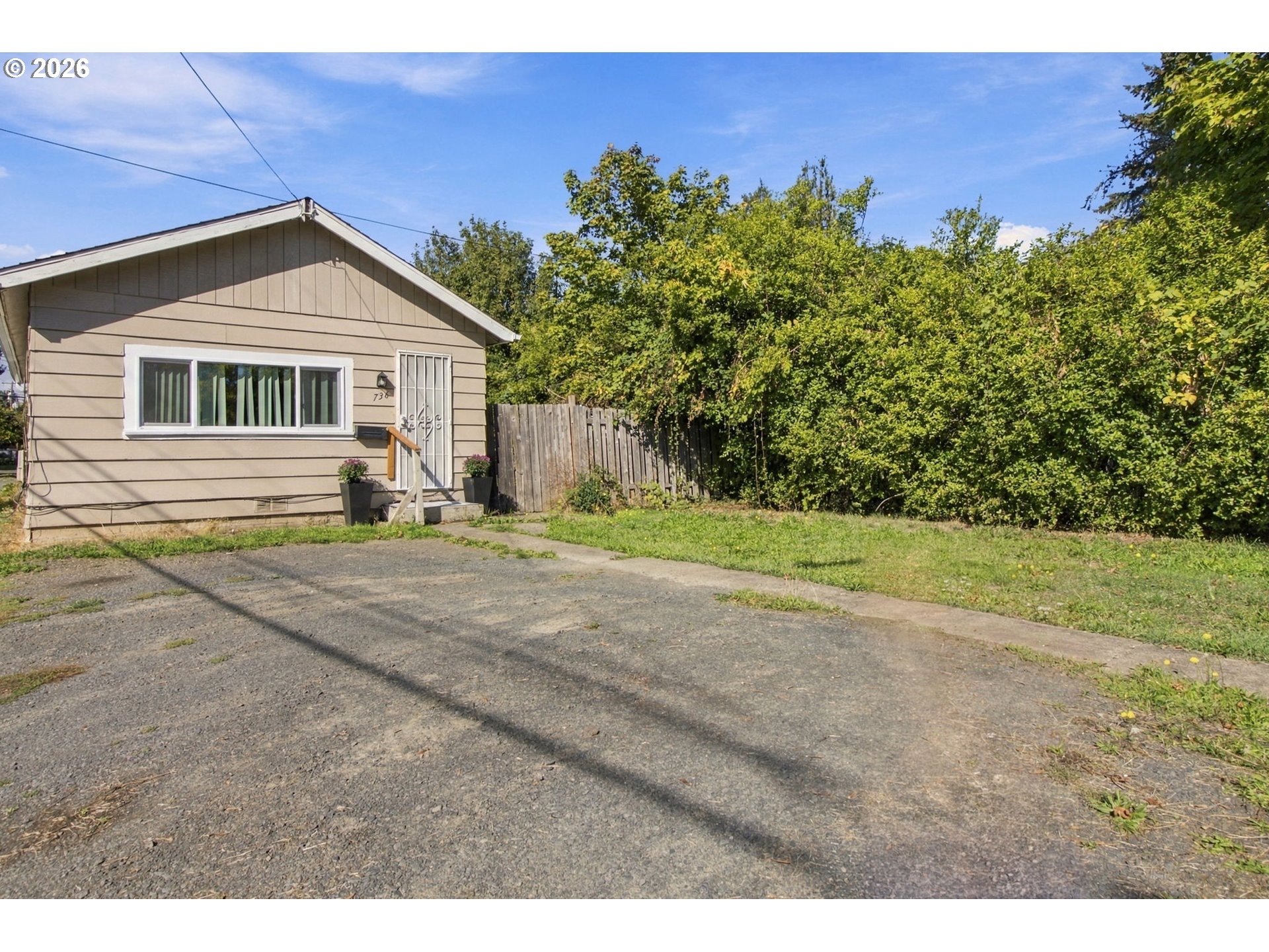 736 5th St, Springfield, OR 97477 — photo 2