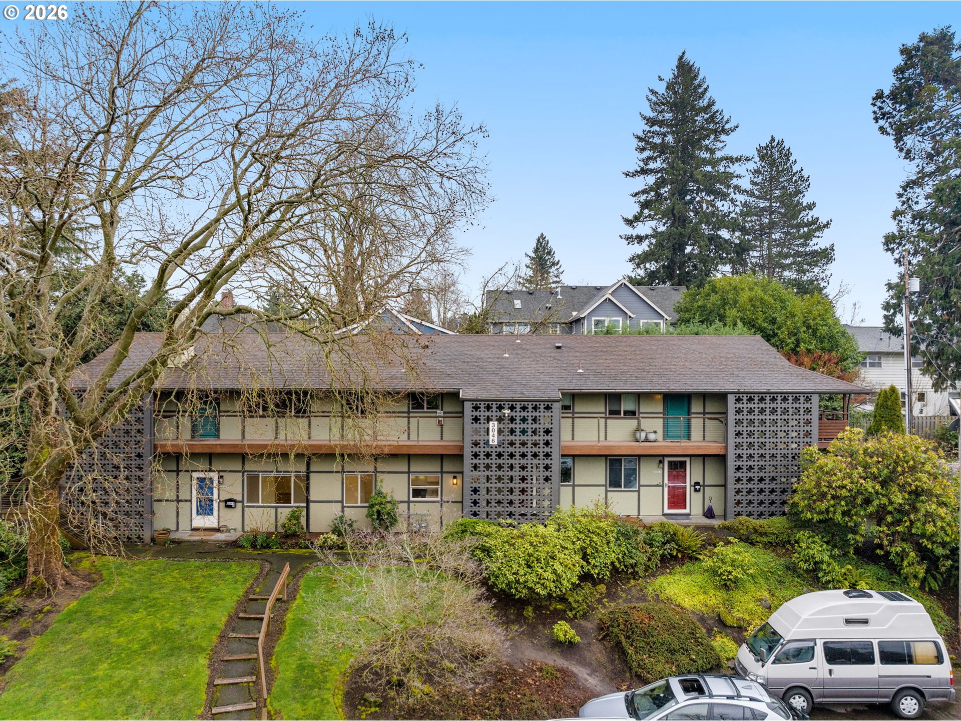 3046 SW Florida Ct B — photo