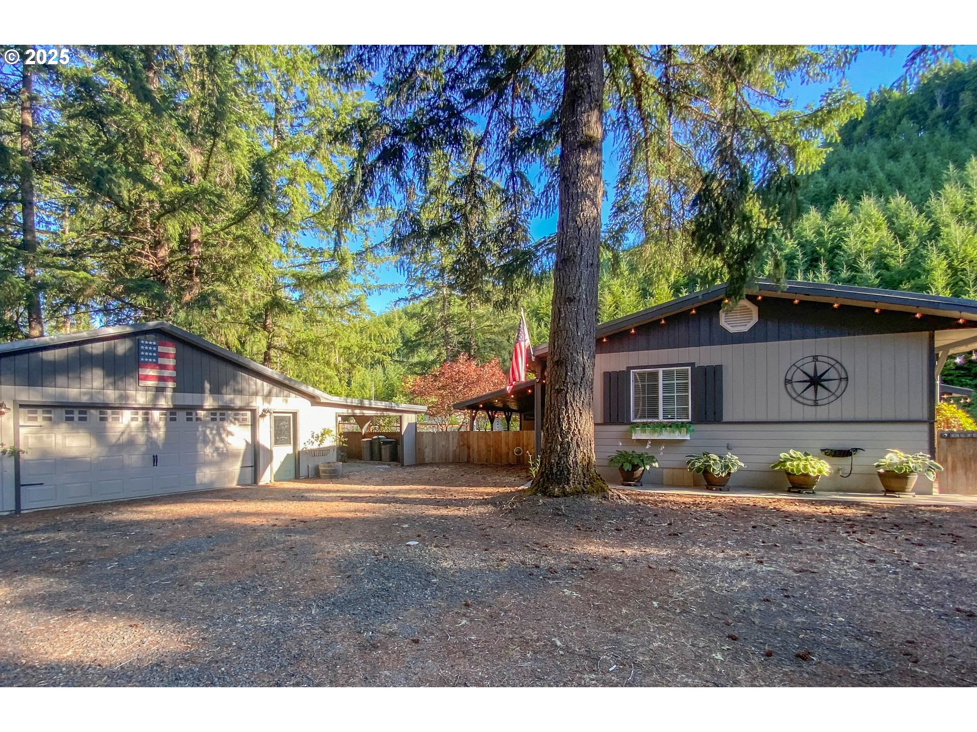 358 Anita Ln — photo