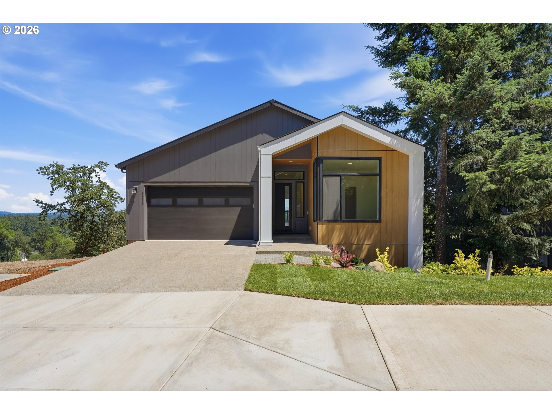 17697 Hillside Dr — photo