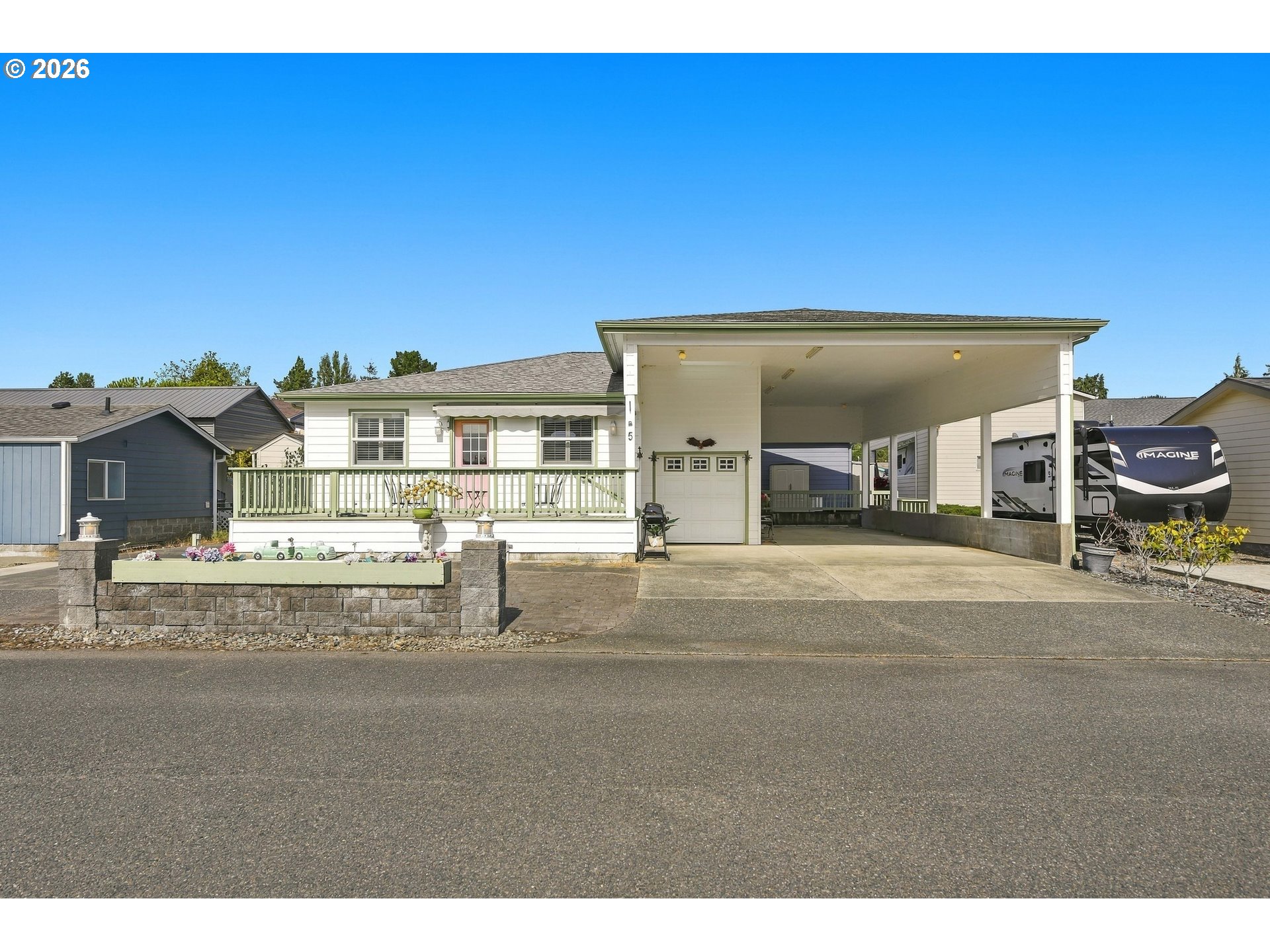 5 Pond Ln — photo