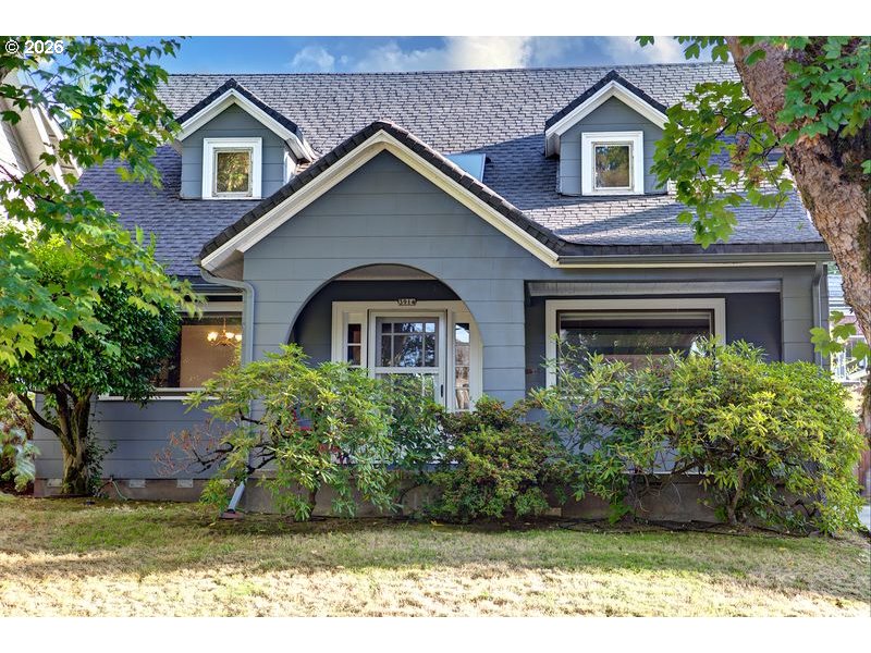 3914 NE Laddington Ct — photo