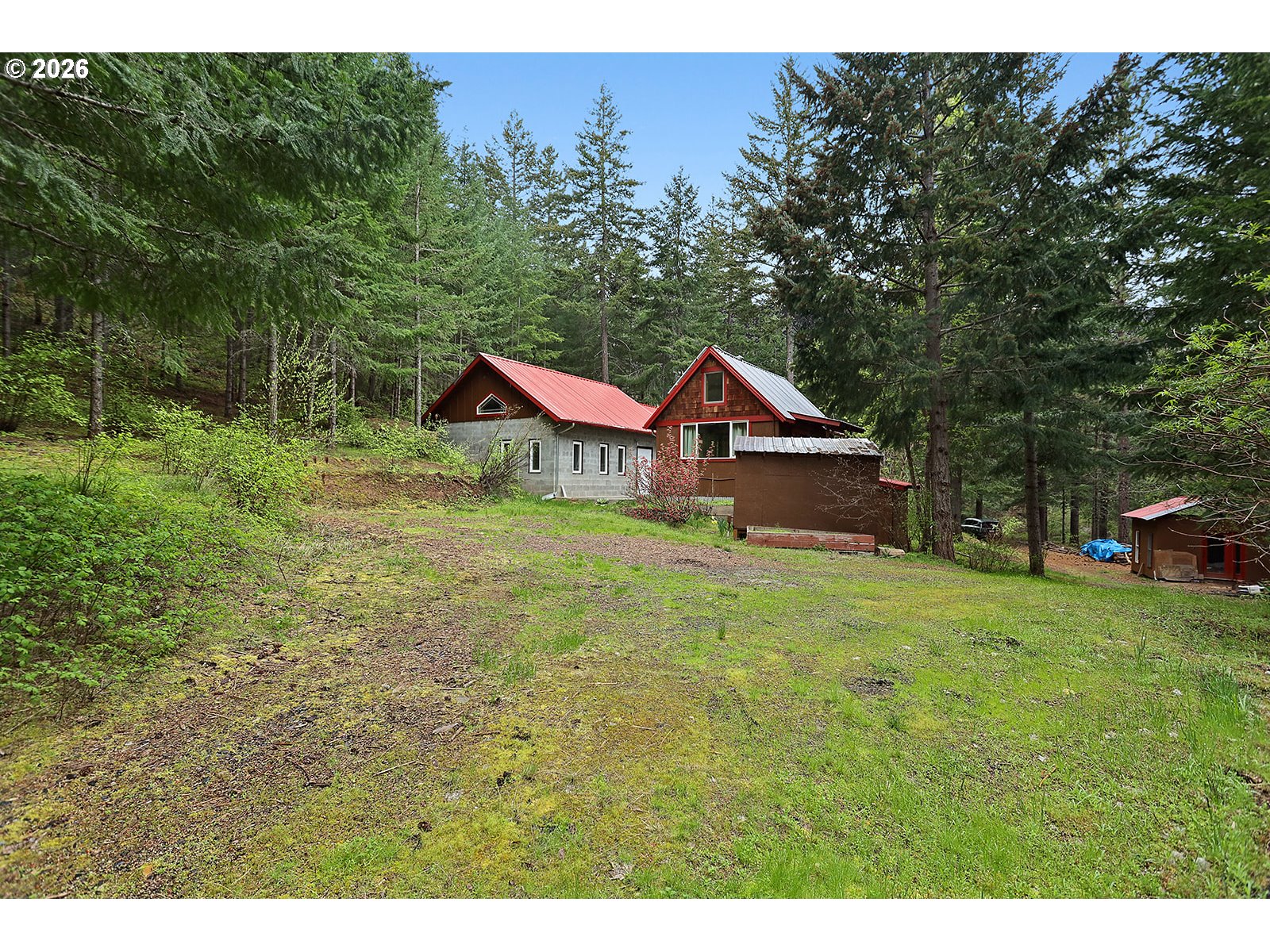 565 Canyon Rd, Lyle, WA 98635 — photo 2