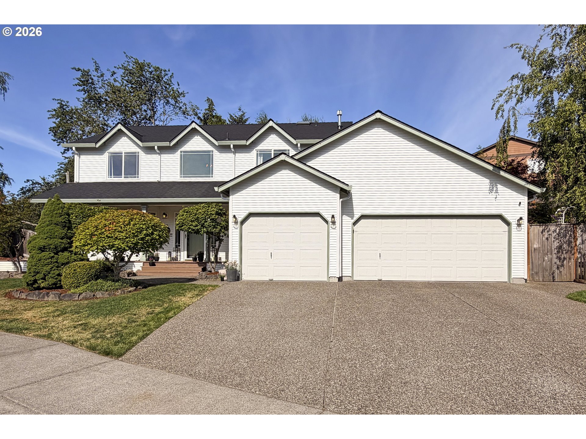 151 SE Condor Dr — photo