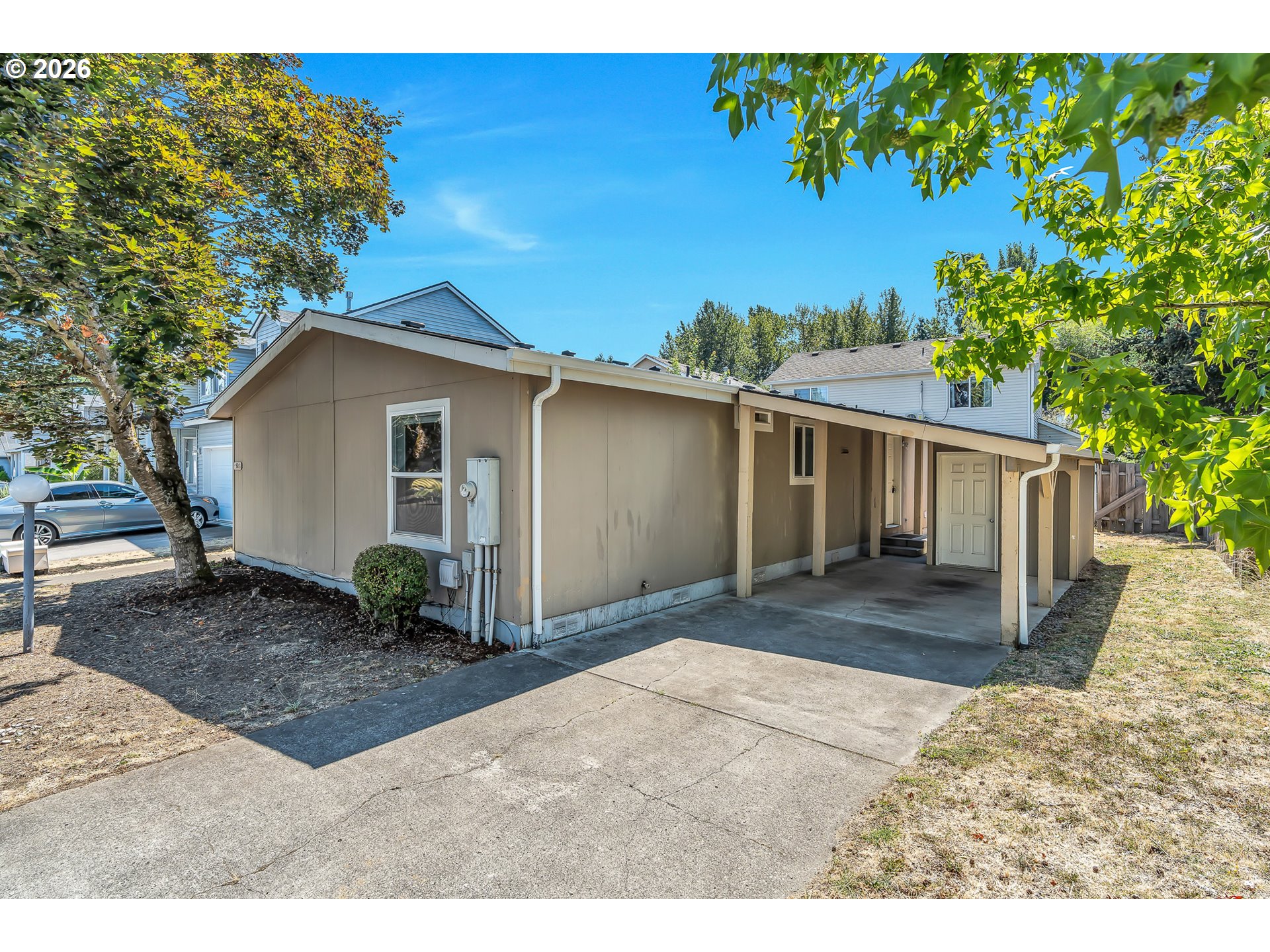 521 NE Mariners Loop — photo