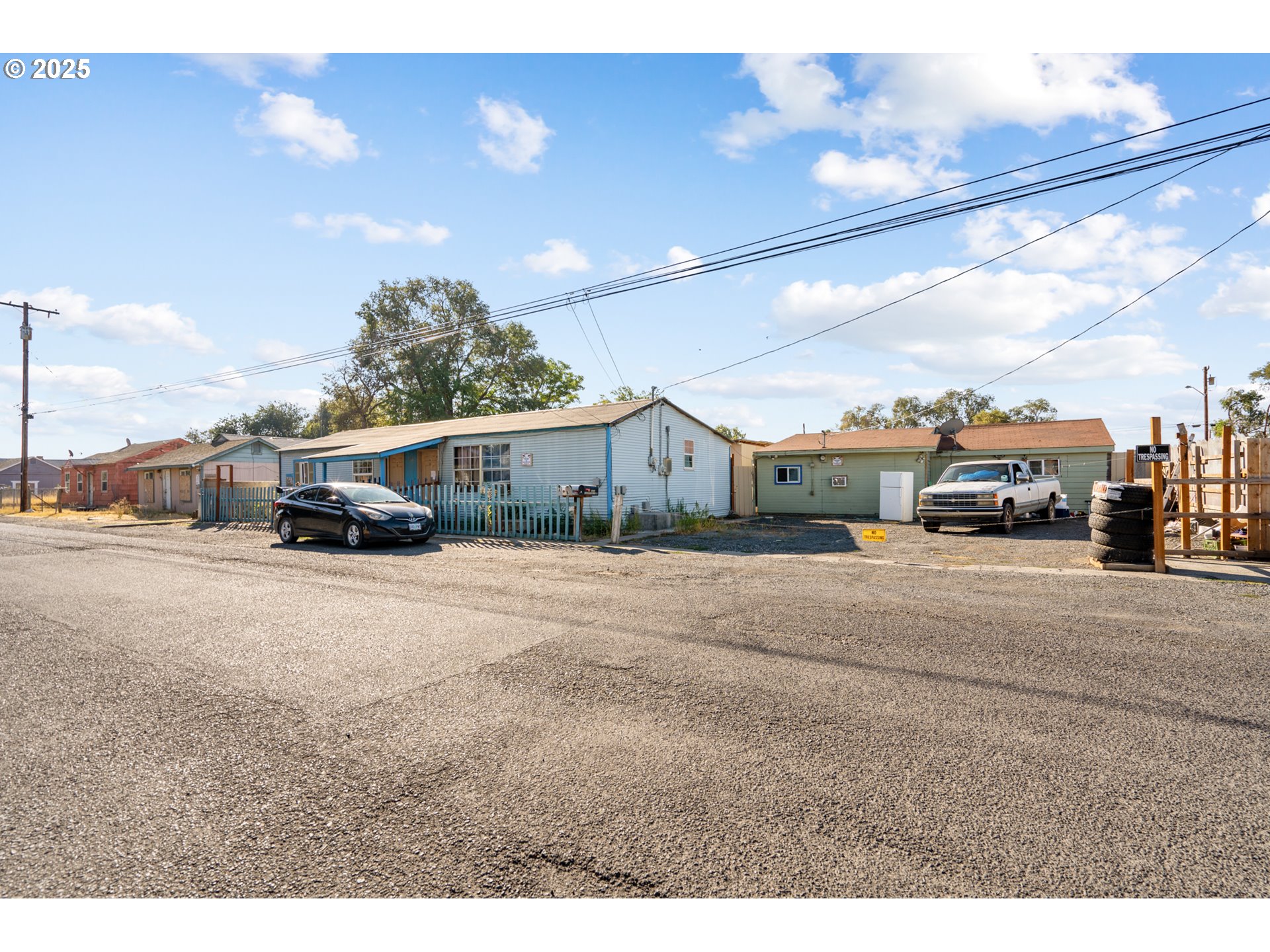 153 W Beech Ave — photo
