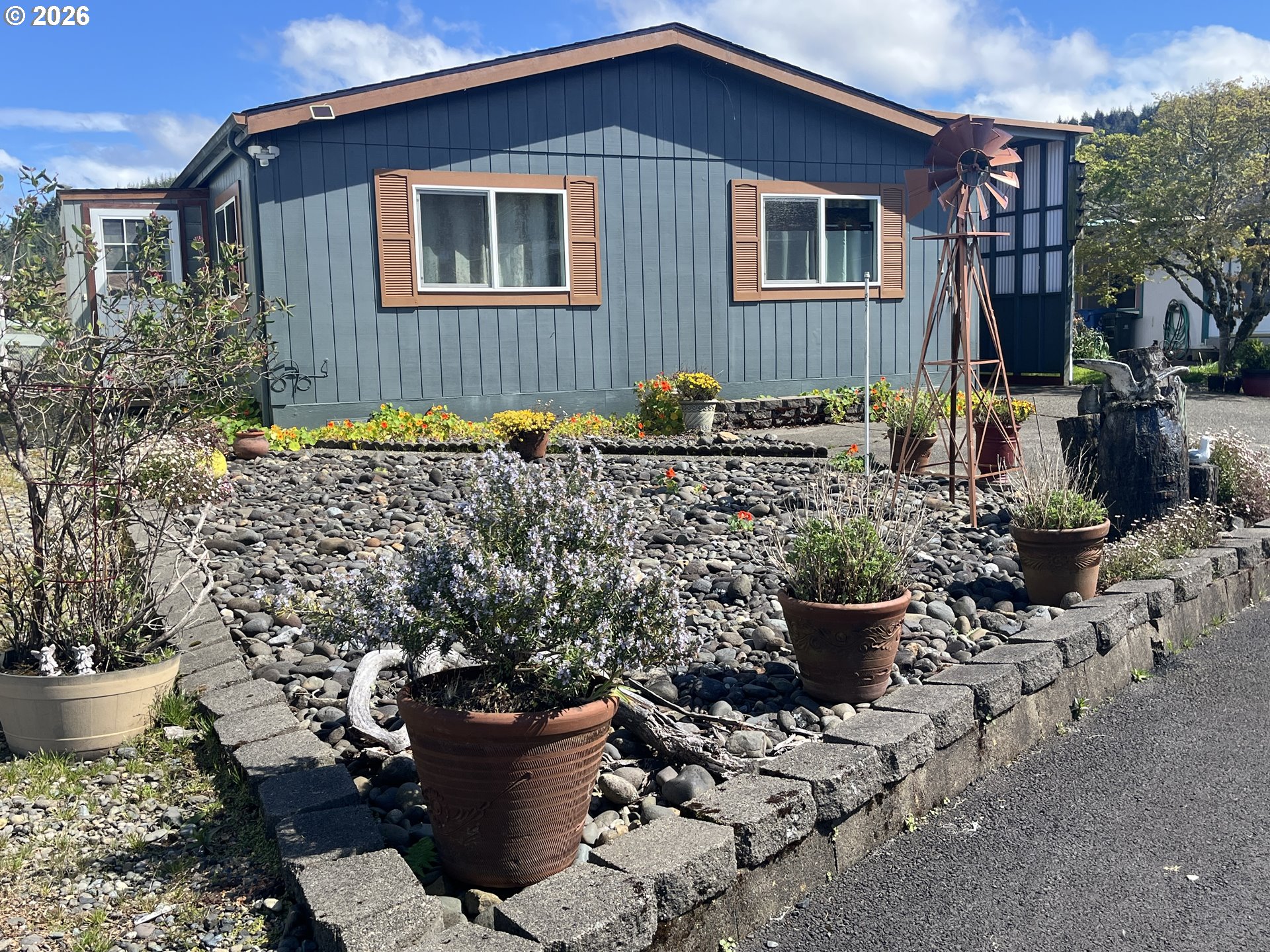 100 River Bend Rd 118 — photo