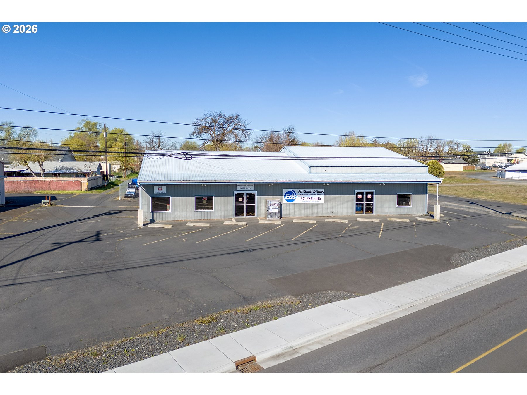 345 N 1st Pl — photo