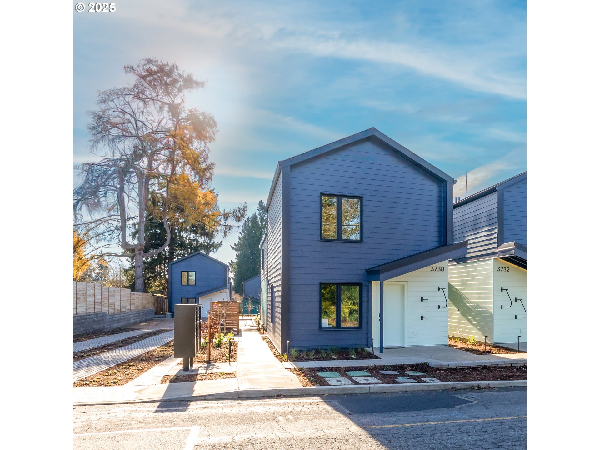 3738 SE Harvey St 1 — photo