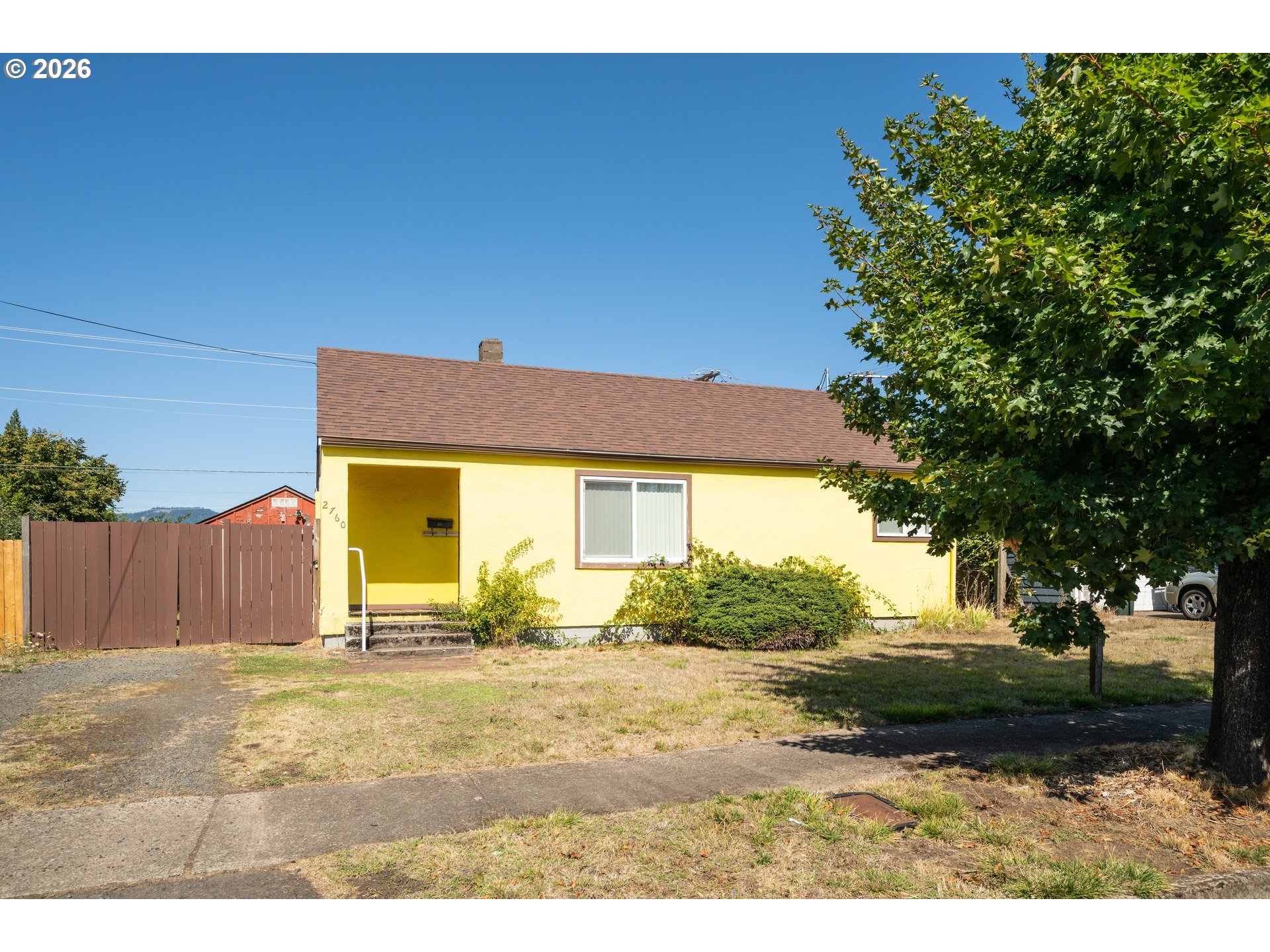 2760 E St, Springfield, OR 97477 — photo 3