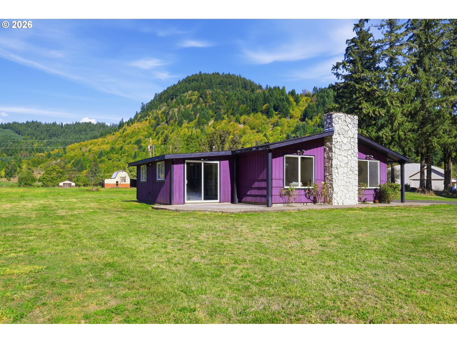 37109 Row River Rd, Dorena, OR 97434 — photo 3