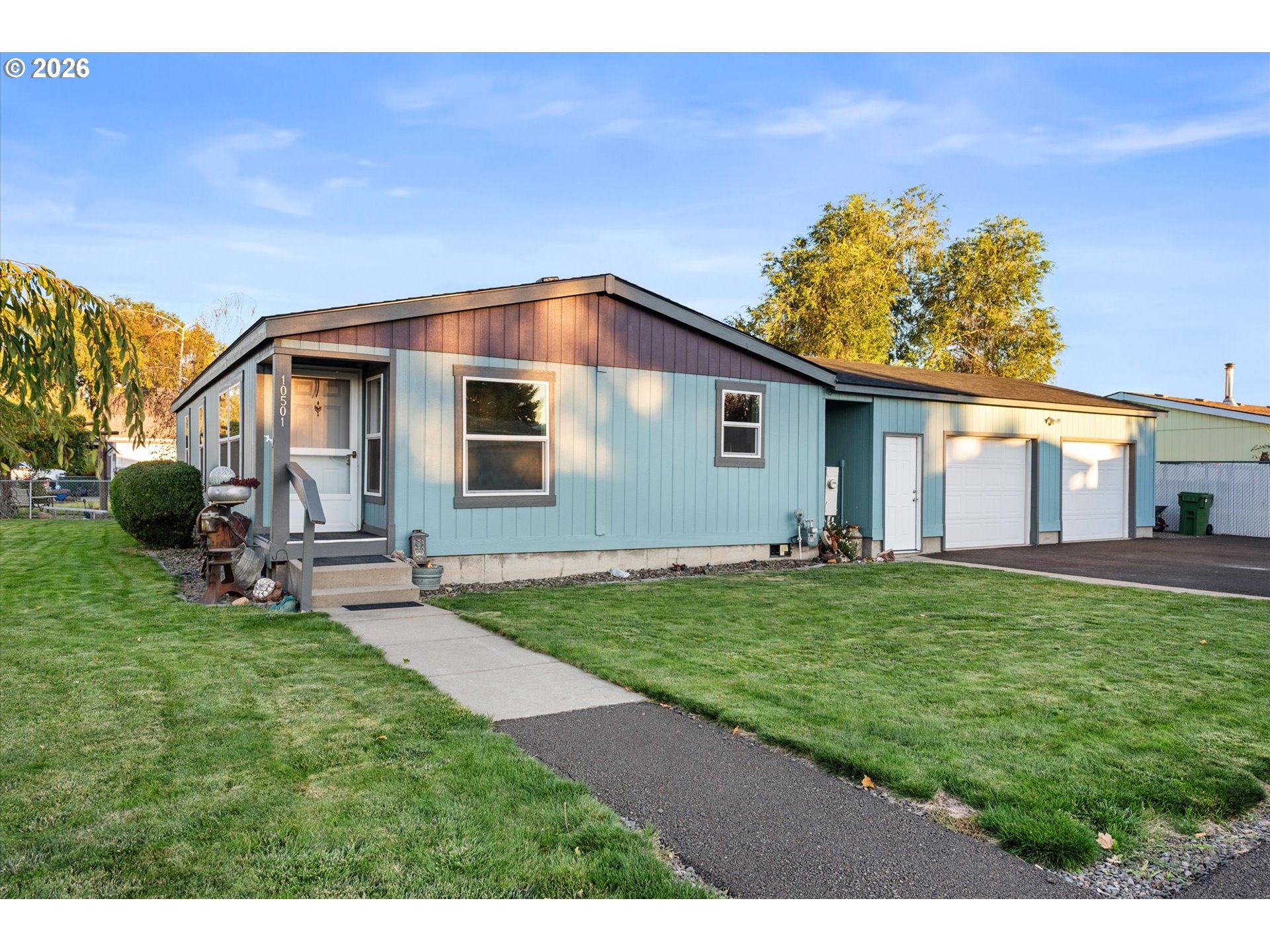 10501 G Ct — photo