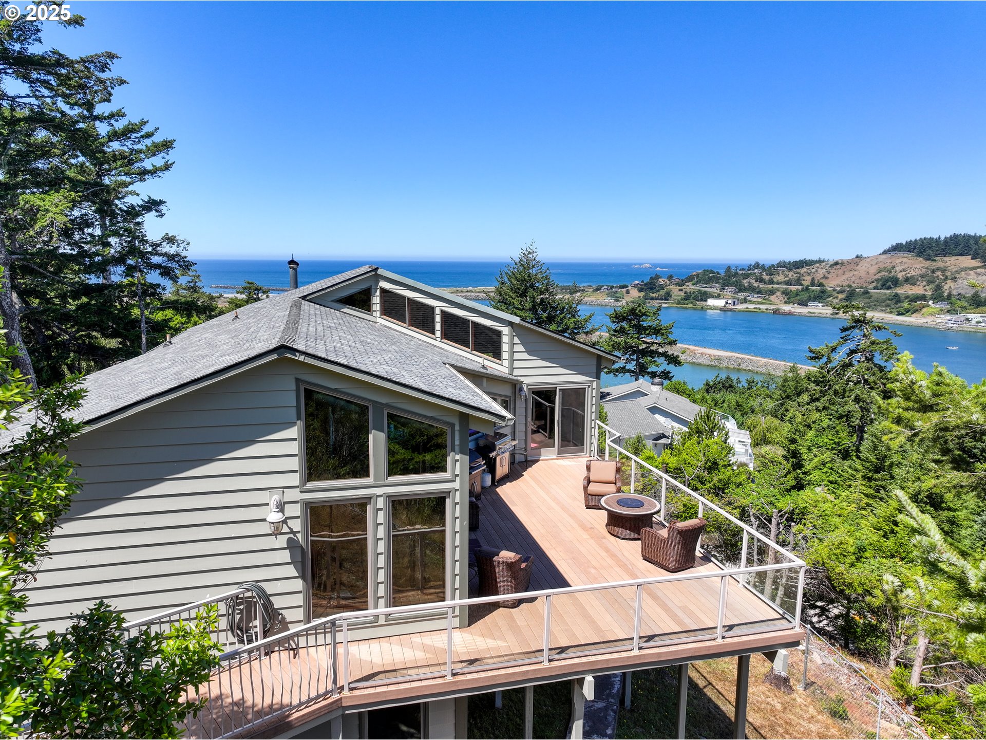 94418 Tom Cat Hill Rd — photo