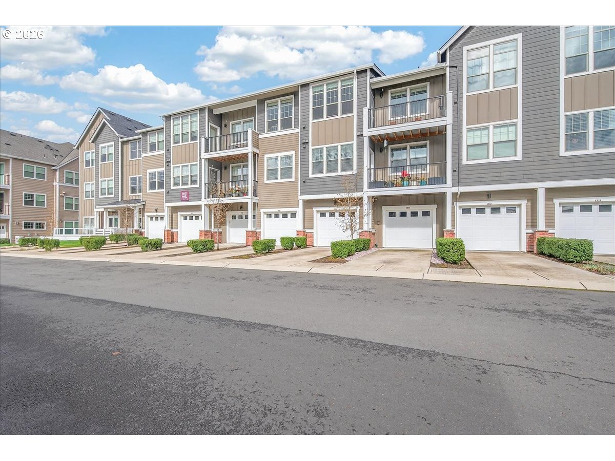 16401 NW Chadwick Way 108 — photo