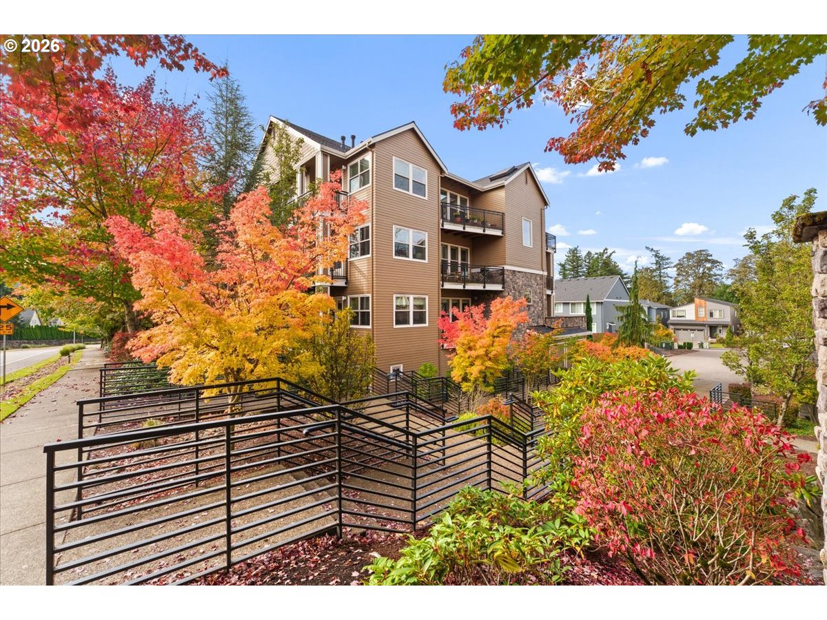 11758 SE Crested Eagle Ln Unit G5 — photo