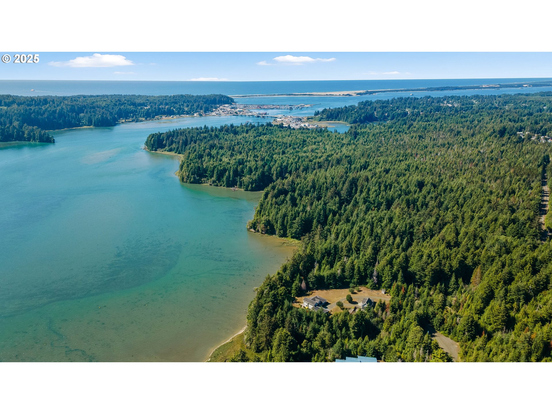 62560 Crown Point Rd, CoosBay, OR 97420 — photo 3