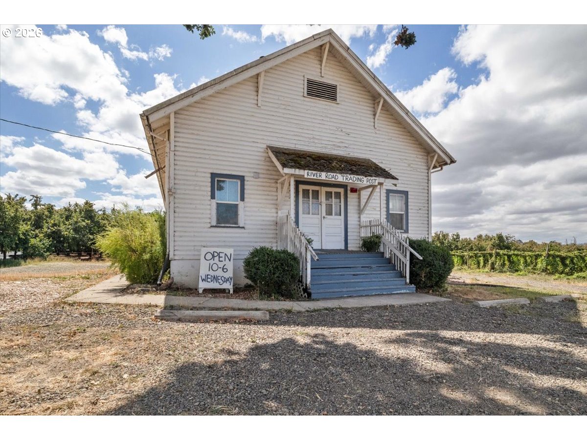 13651 NE River Rd, Gervais, OR 97026 — photo 2
