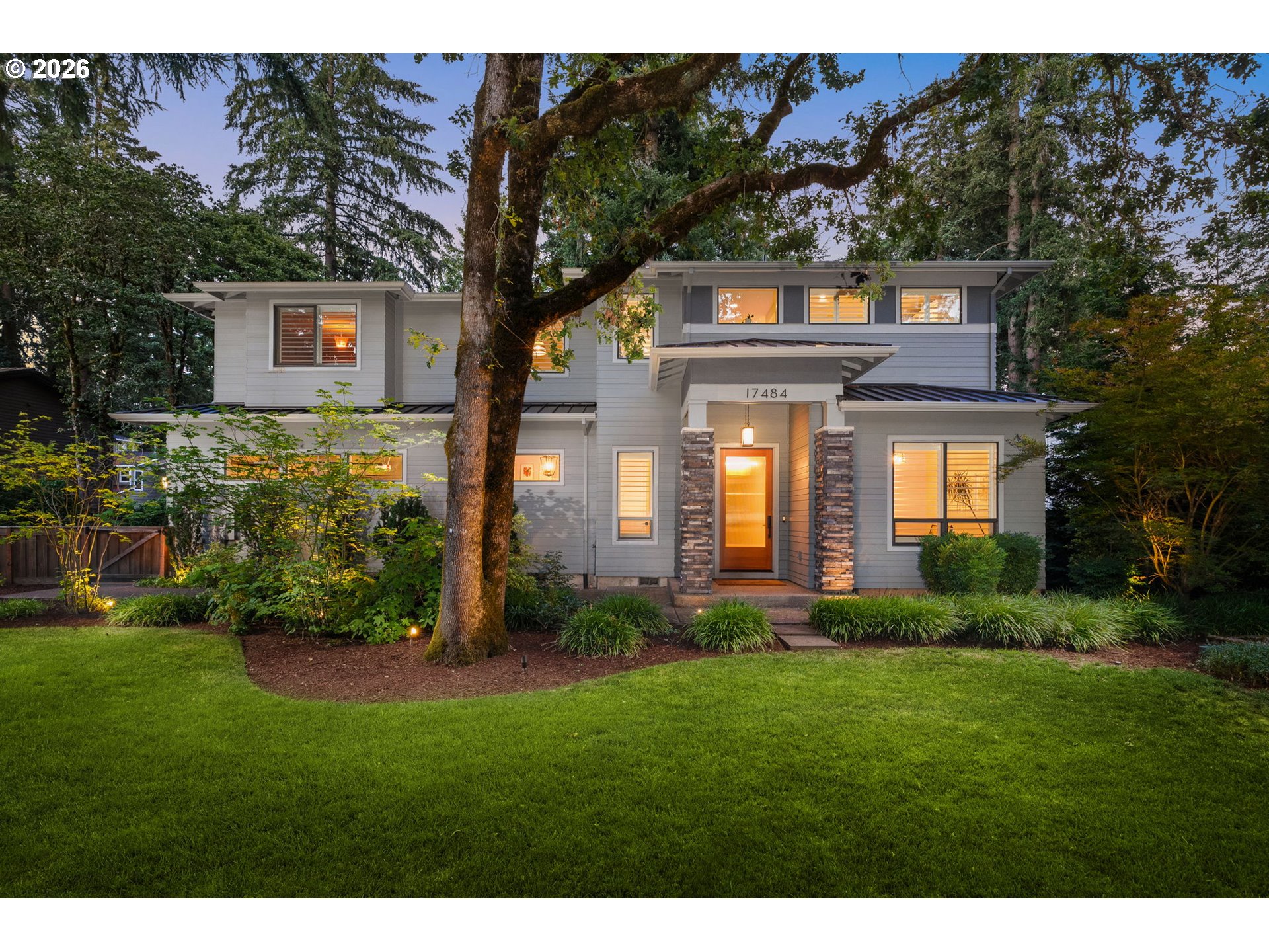 17484 Bryant Rd, LakeOswego, OR 97035