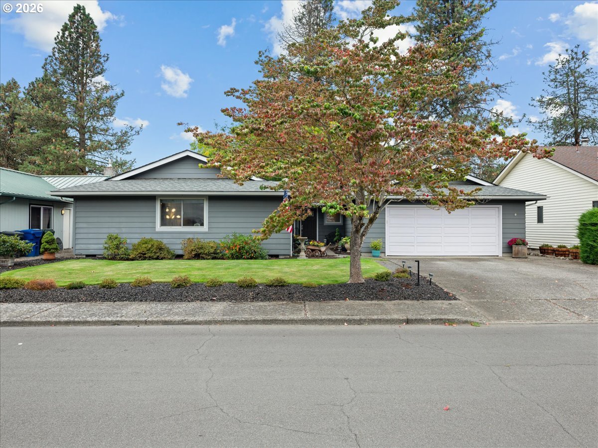 987 Munkers Ct SE — photo