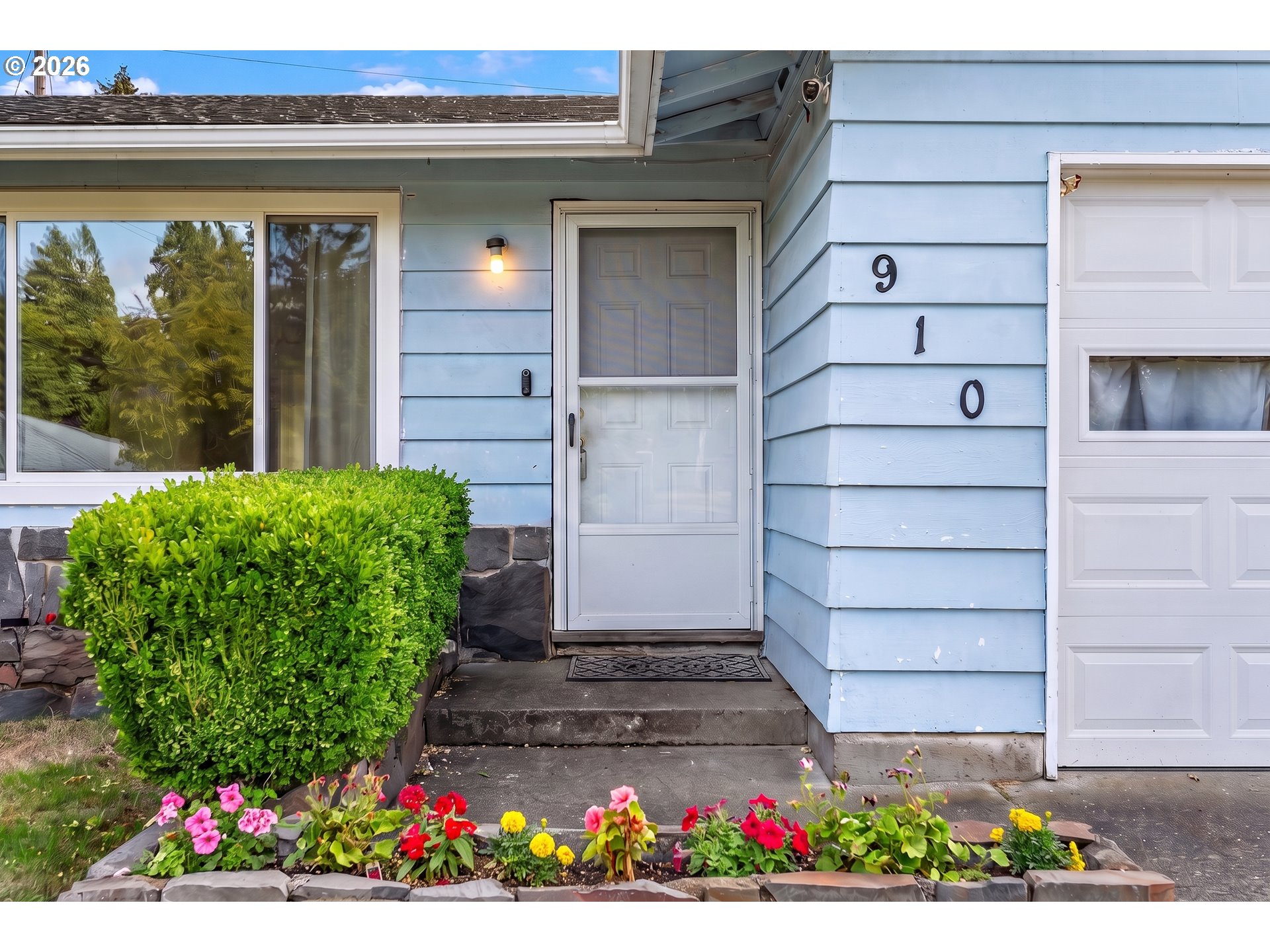 910 SE 214th Ave, Gresham, OR 97030 — photo 3