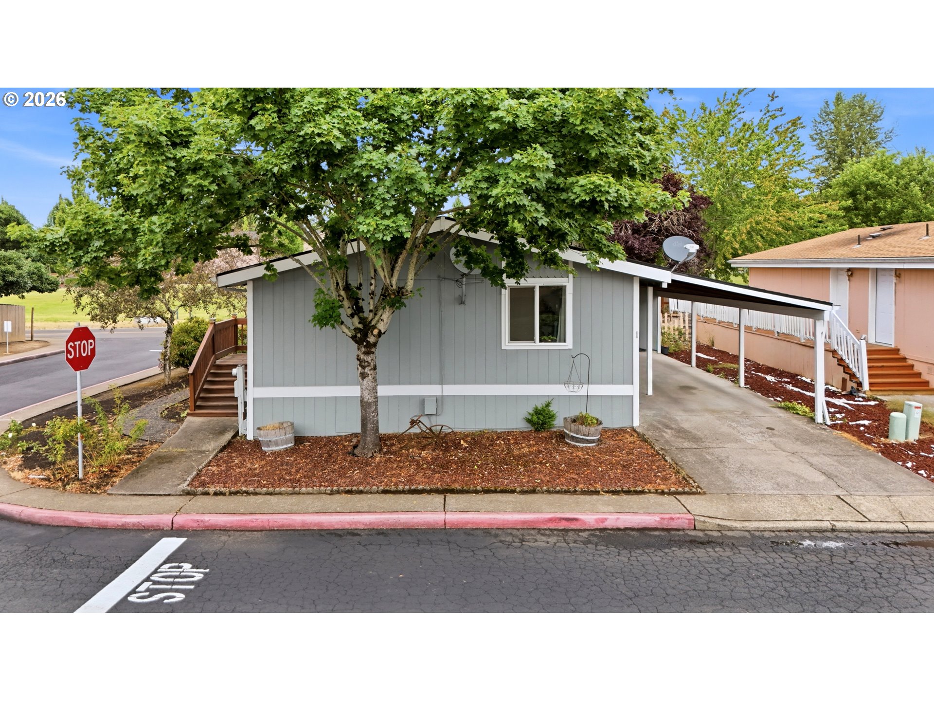 1949 SE Palmquist Rd #1, Gresham, OR 97080 — photo 2