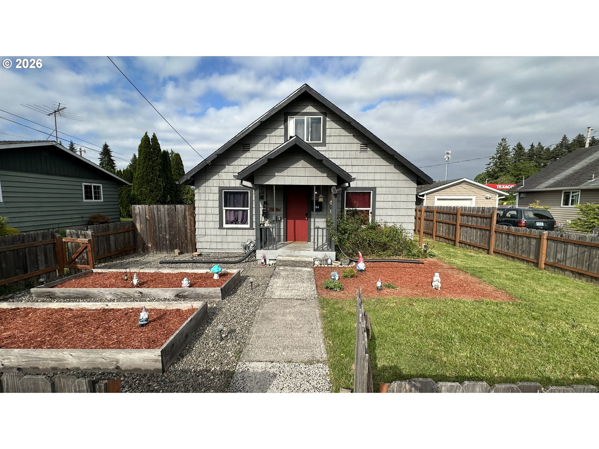 254 S Vernonia Rd — photo