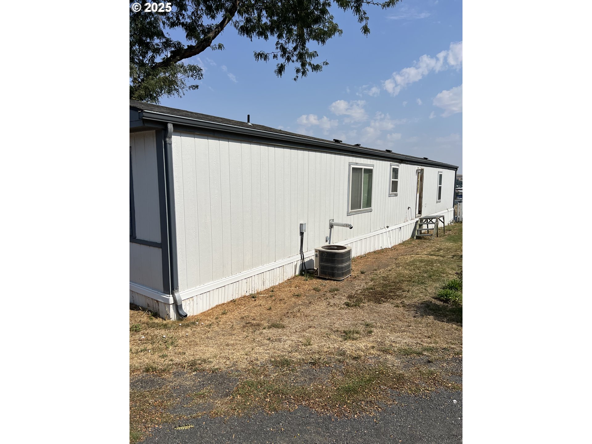 2801 SW Houtama Rd, Pendleton, OR 97801 — photo 2