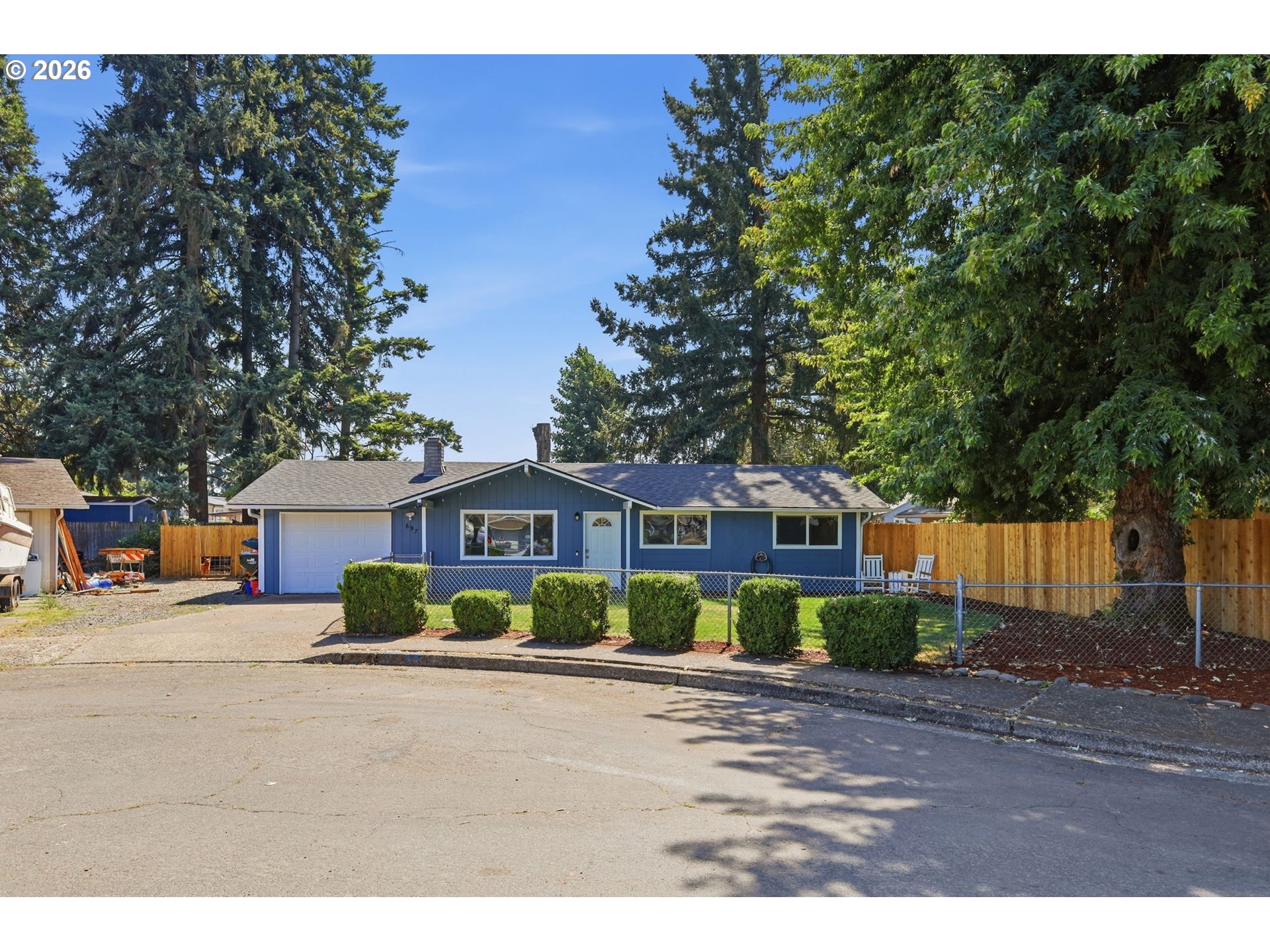 697 54th St, Springfield, OR 97478 — photo 2