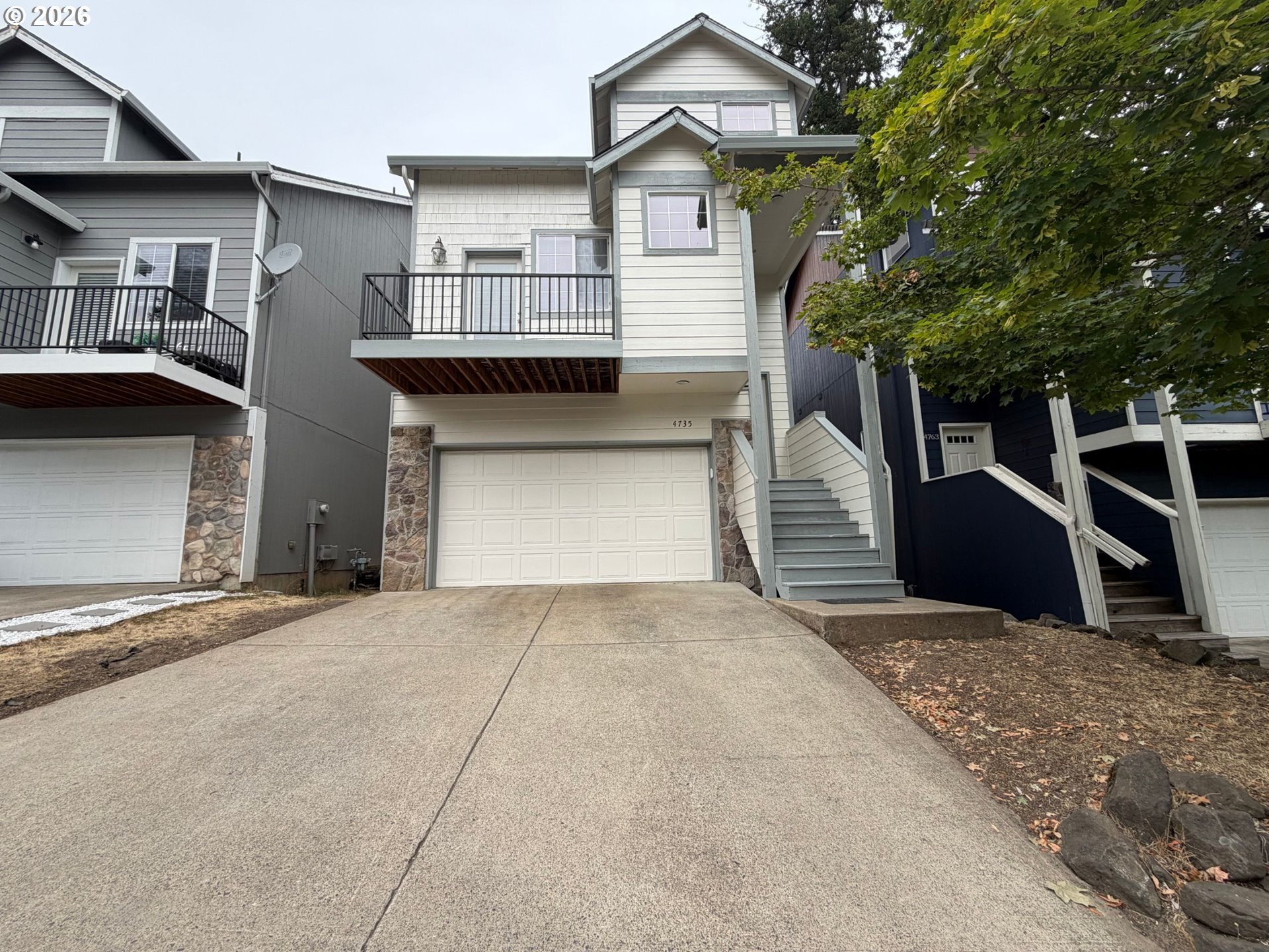 4735 SE Paladin Ln — photo