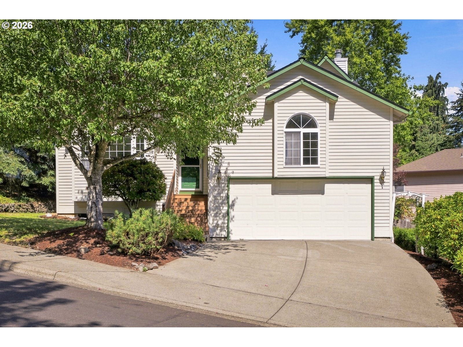 18283 SW Fallatin Ct — photo