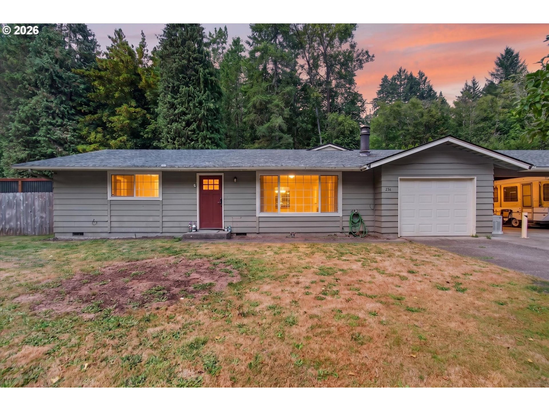 236 Laverne Dr — photo
