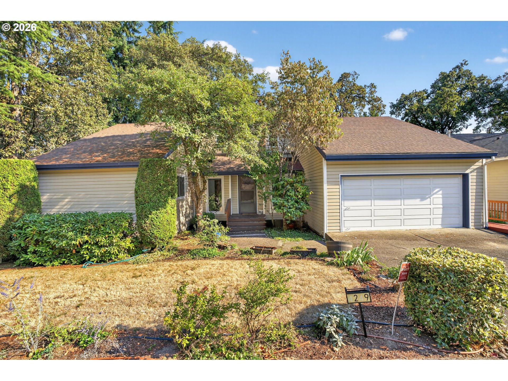 4249 Riverview Dr — photo