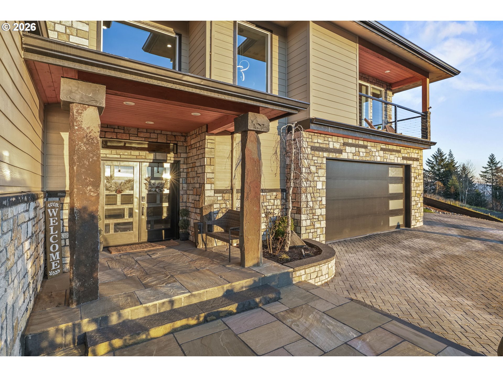 257 Curtis Dr — photo