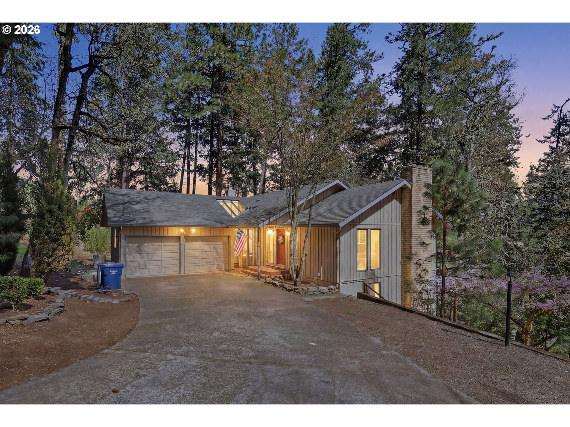 784 Brookside Dr, Eugene, OR 97405 — photo 2
