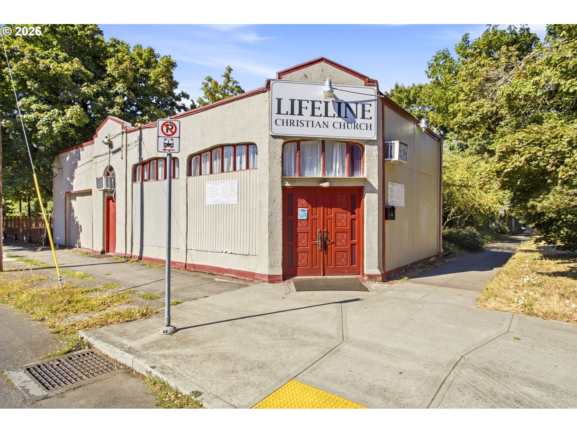 5949 N Albina Ave — photo