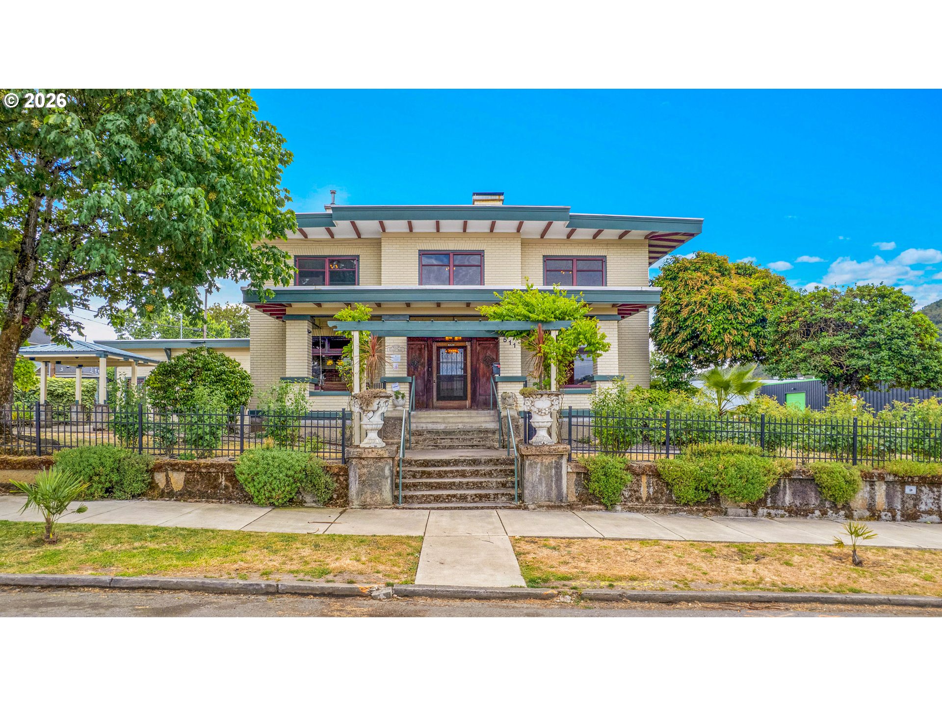 511 SE Mosher Ave — photo