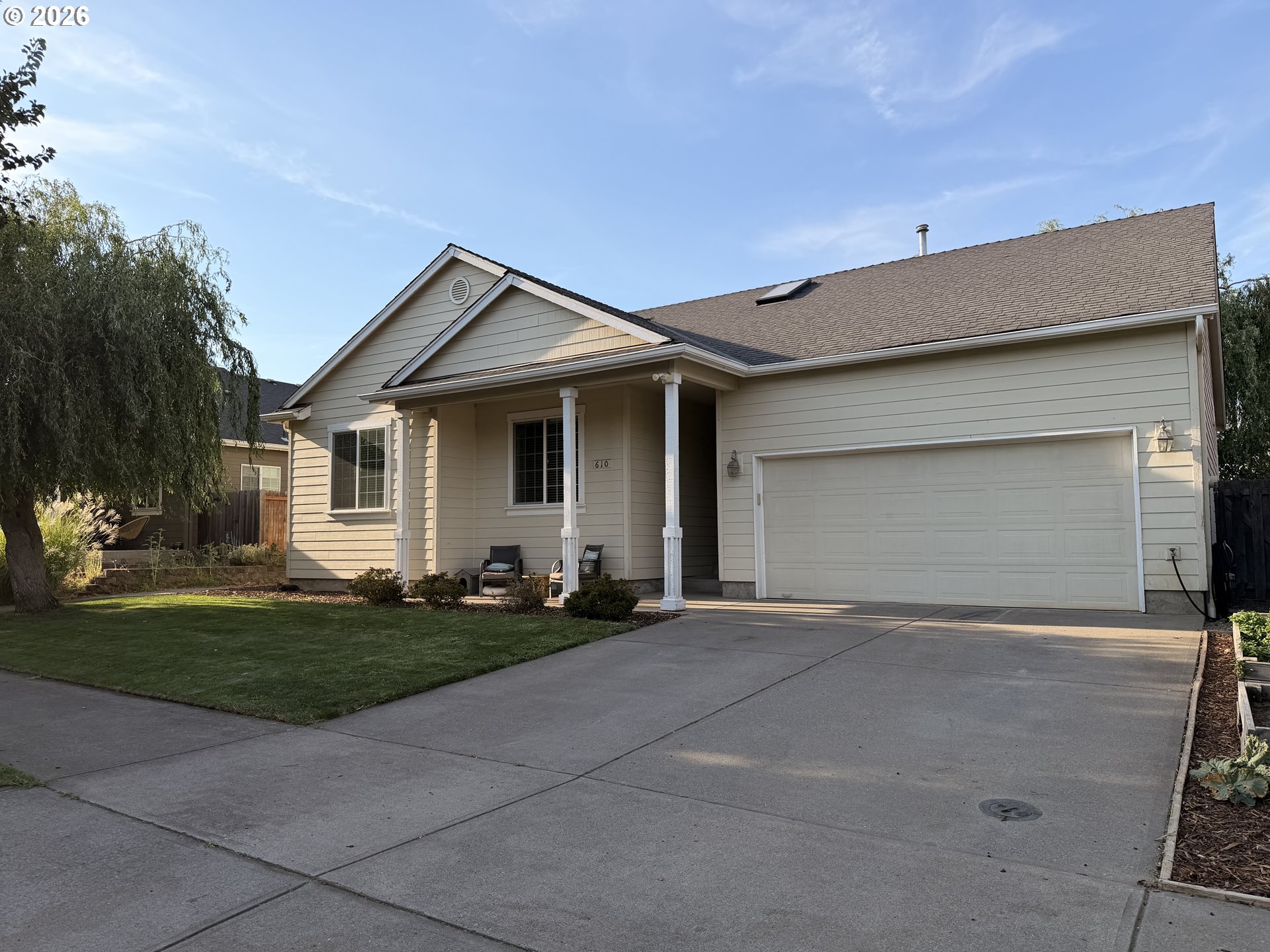 610 Sieverkropp Dr — photo