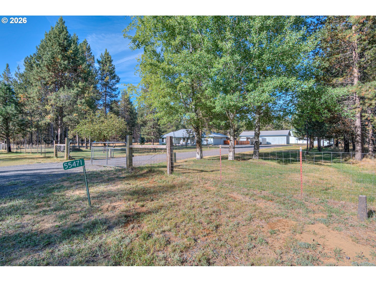 55471 Richard Way — photo